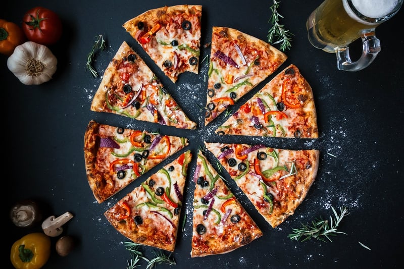 Butter Chicken Pizza